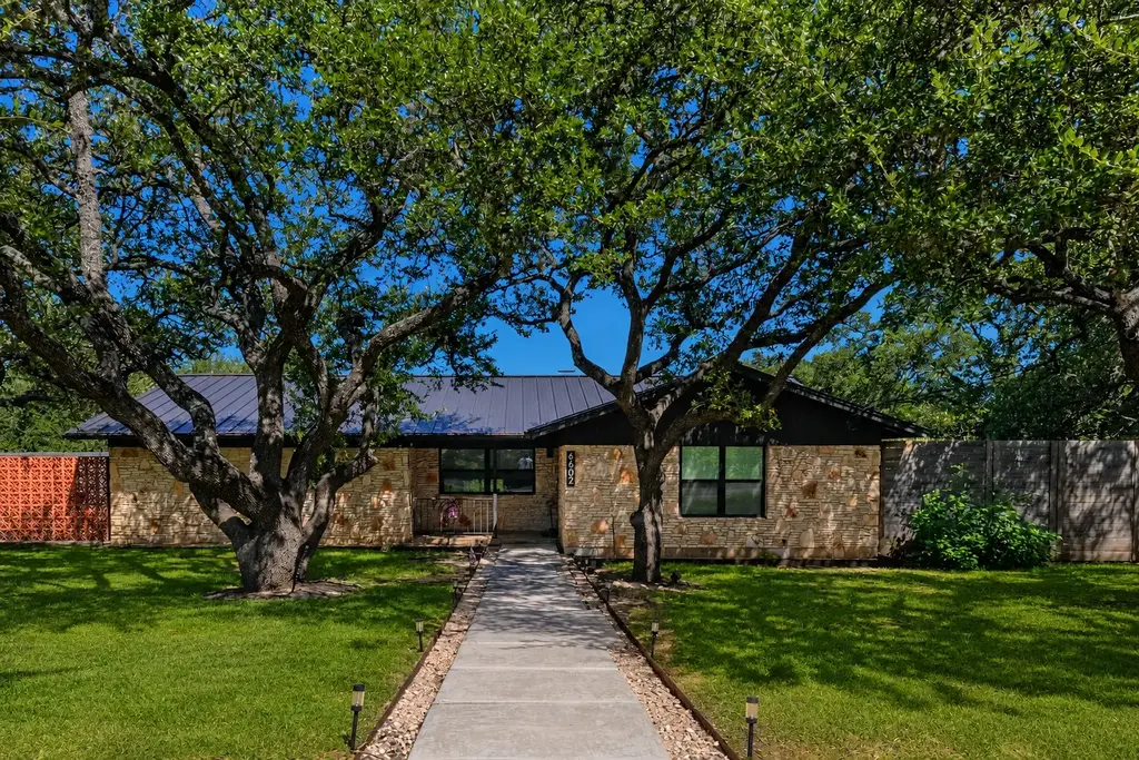6602 Wolfcreek Pass, Austin