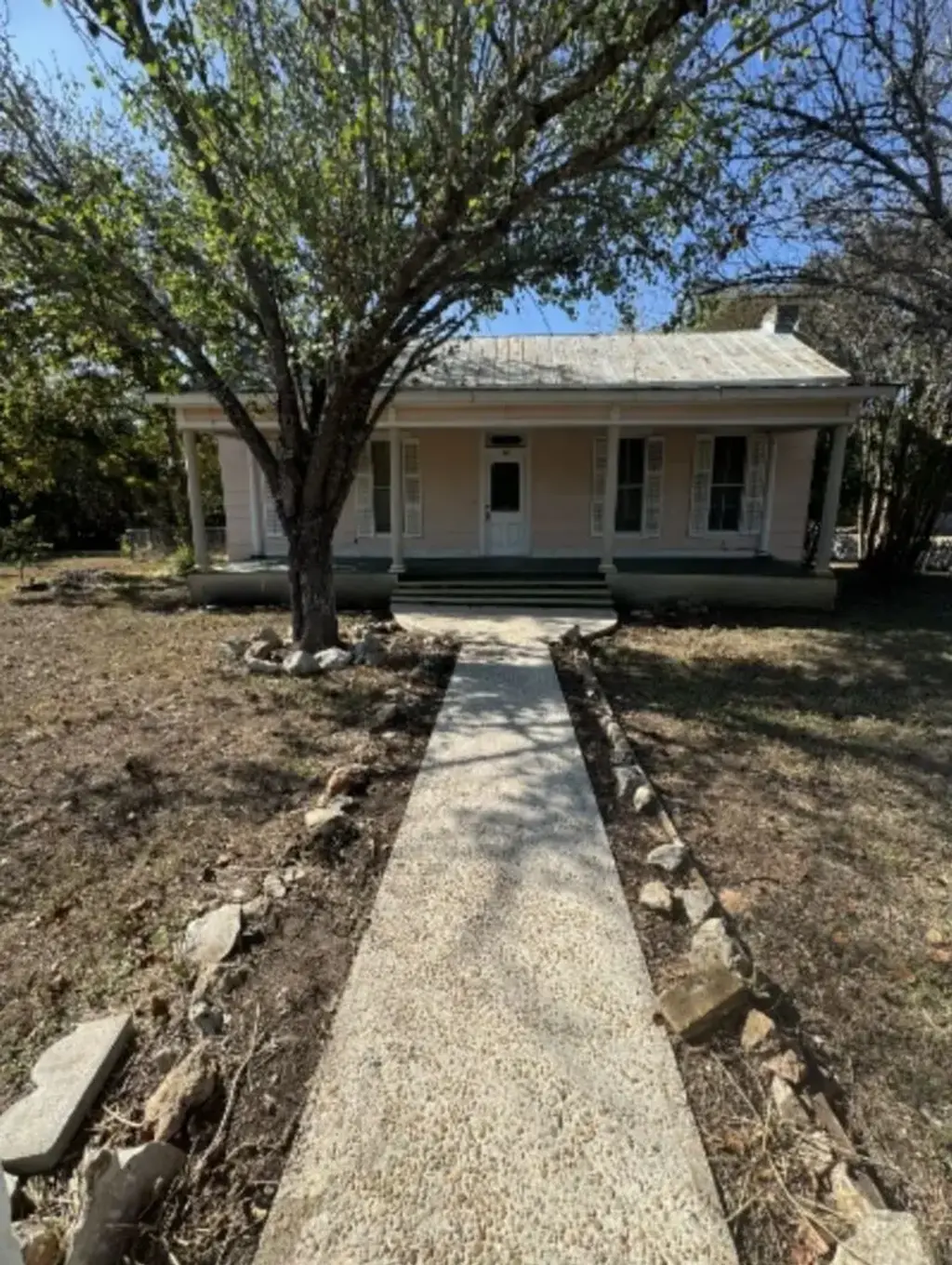 302 S Burleson Street, Kyle