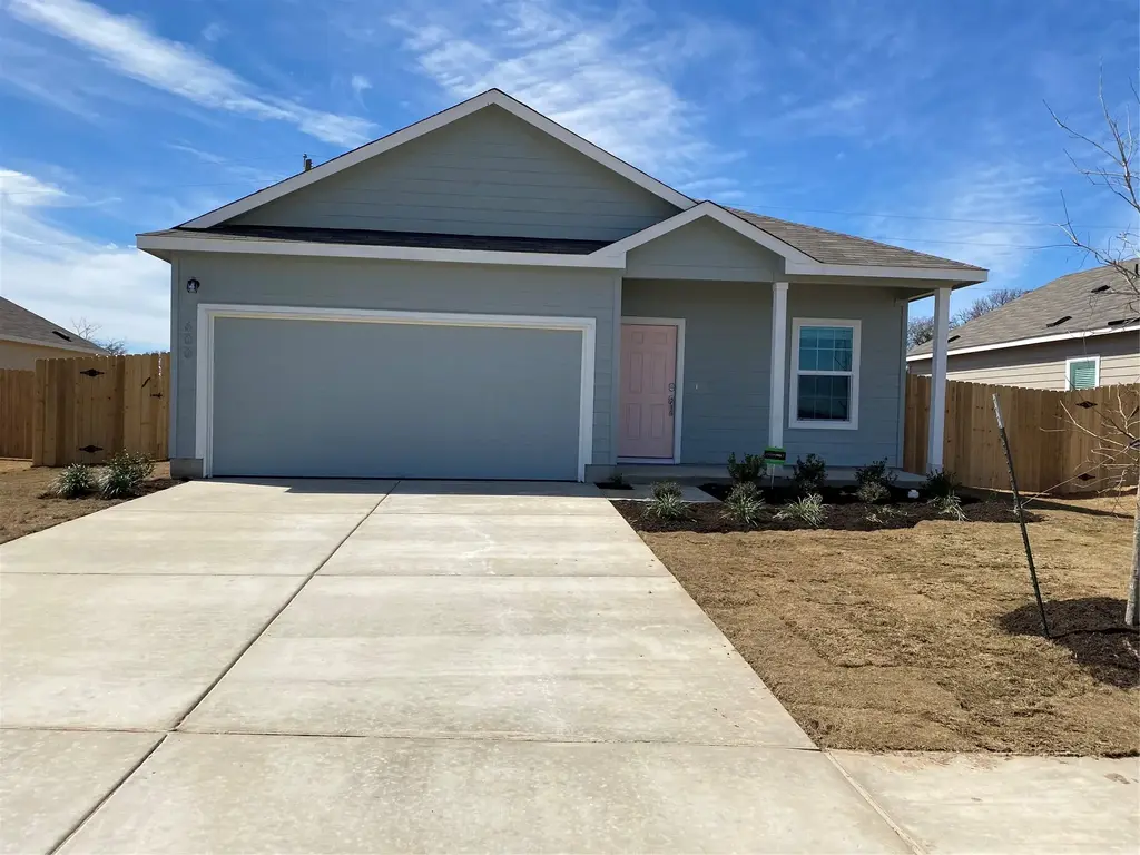 600 Gabriels Bluff Drive, Georgetown