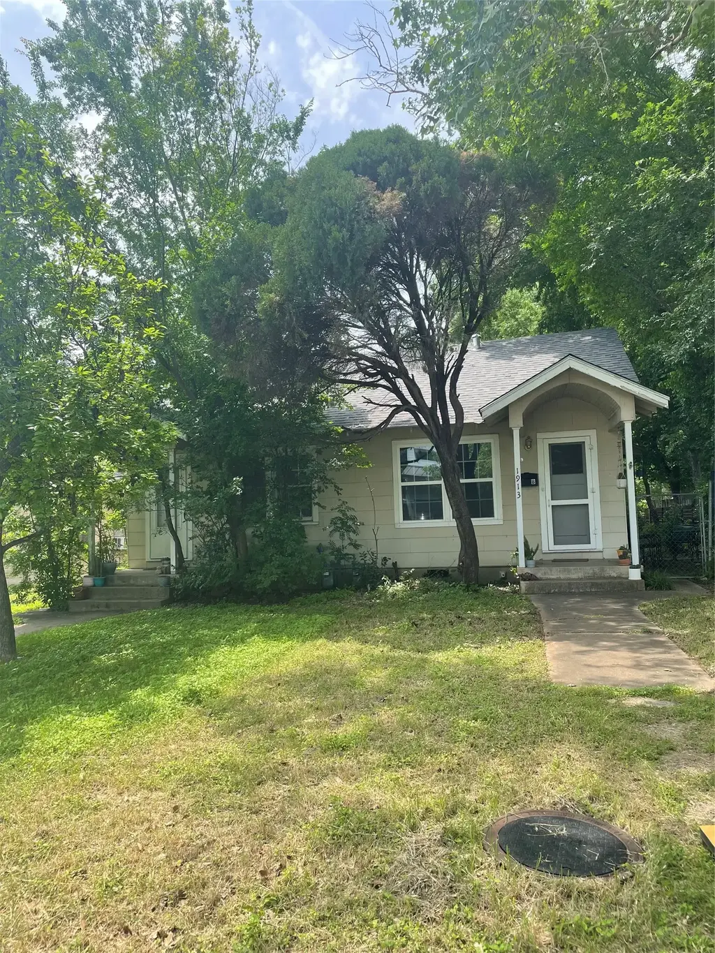 1913 W 38th Street A, Austin