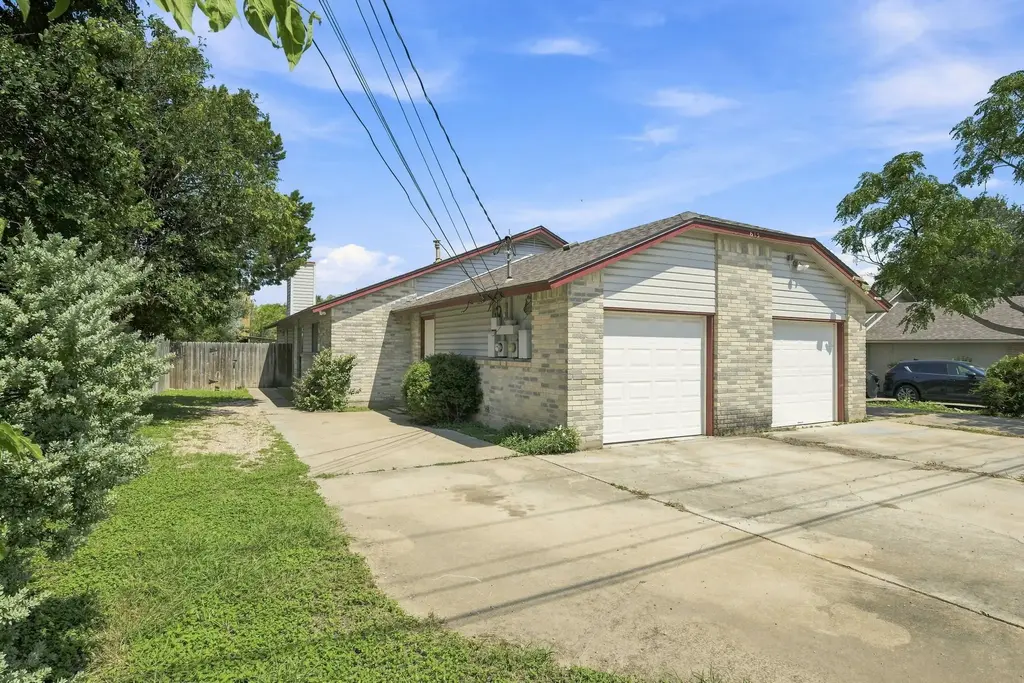 615 Luther Drive A, Georgetown