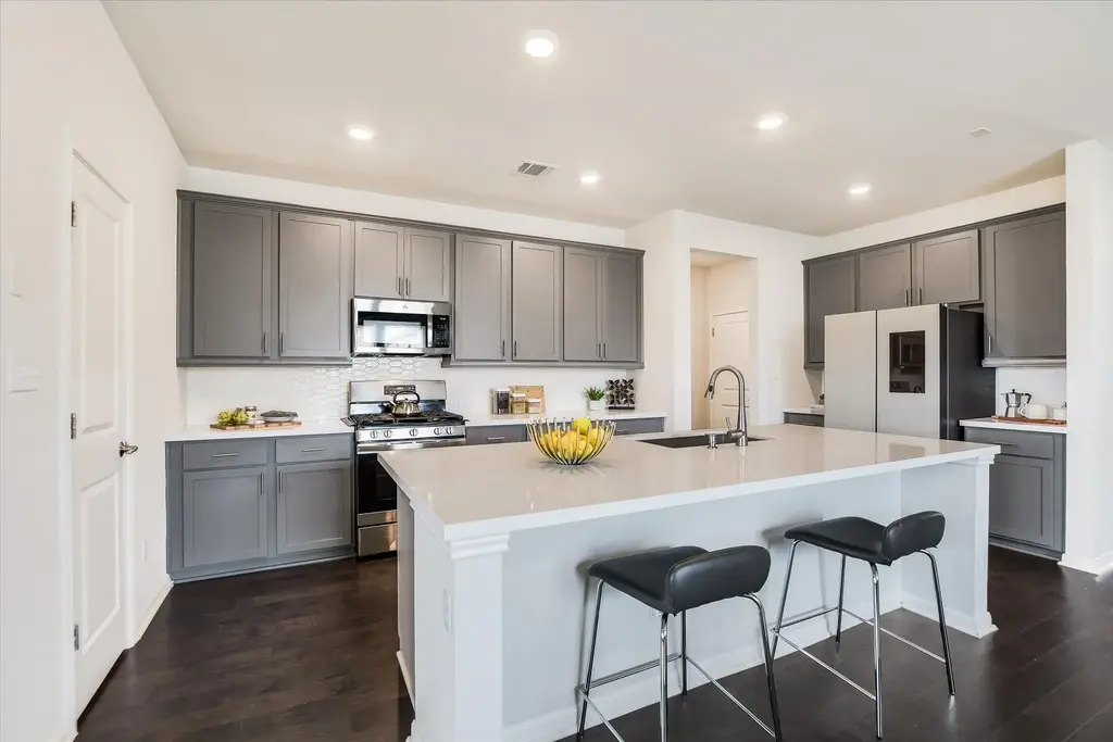 512 Voyage Trace, Leander