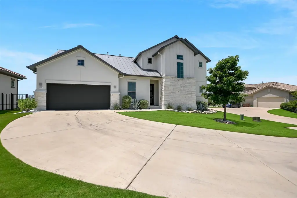 1809 Mazarro Drive 11, Leander