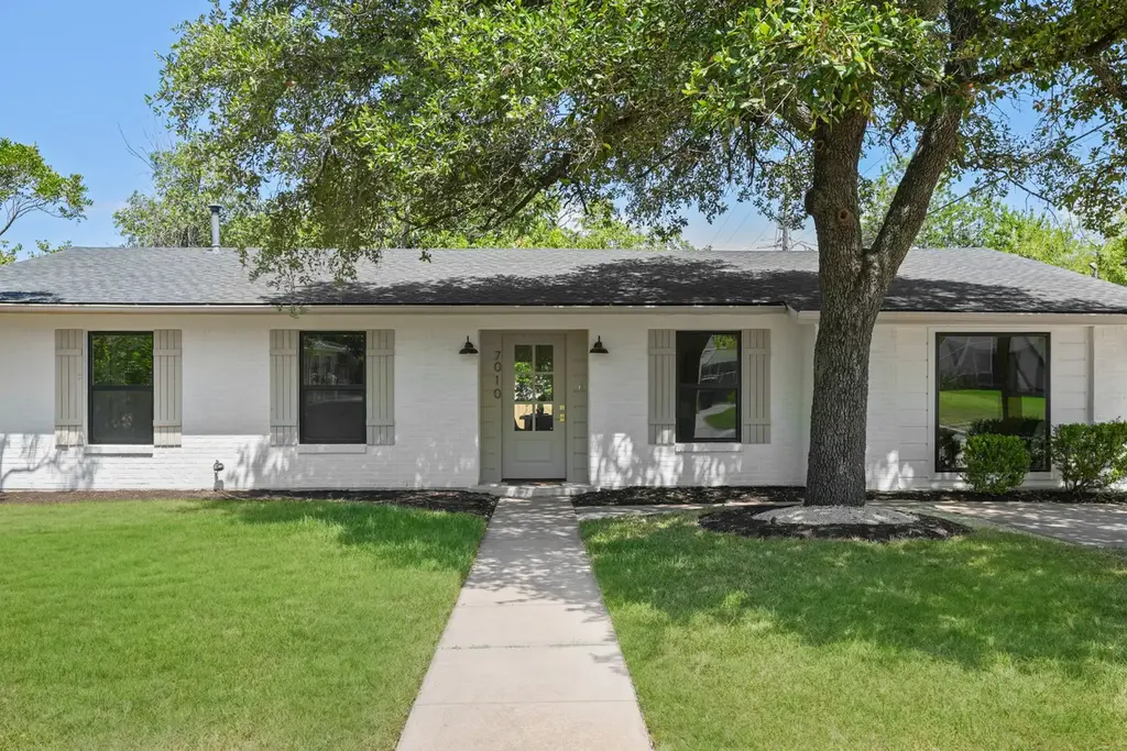 7010 Miranda Drive, Austin