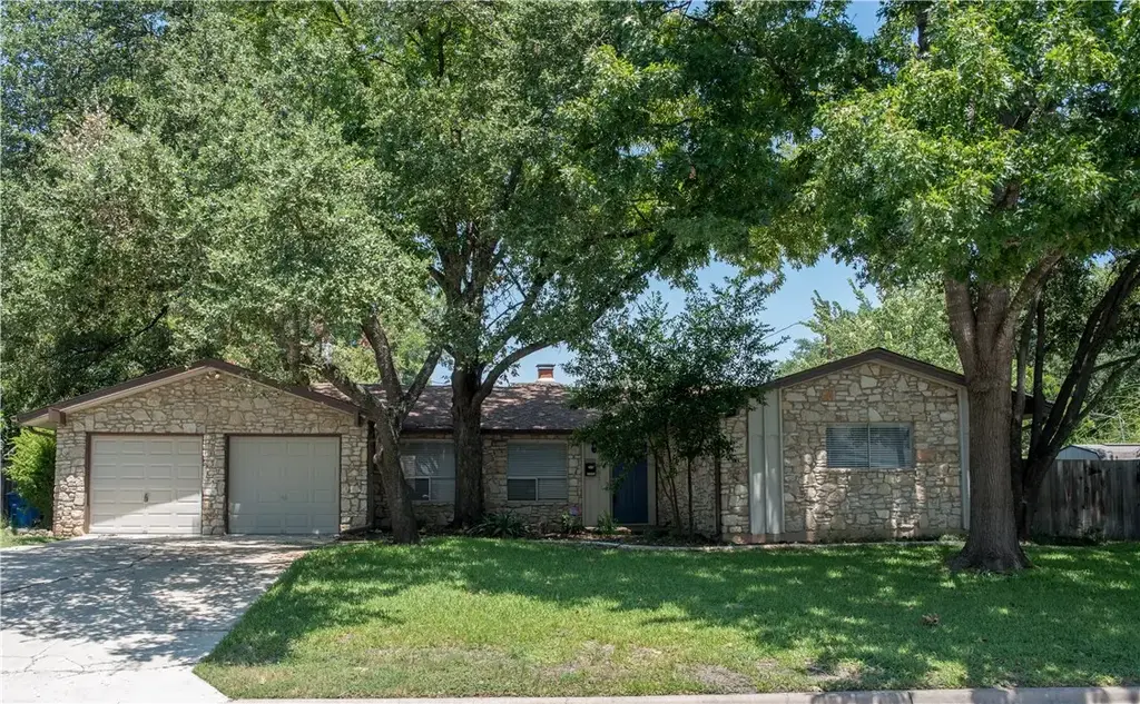 2902 Silverleaf Drive, Austin