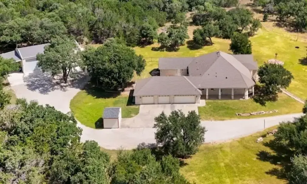 127 Palomino Cove, Jarrell