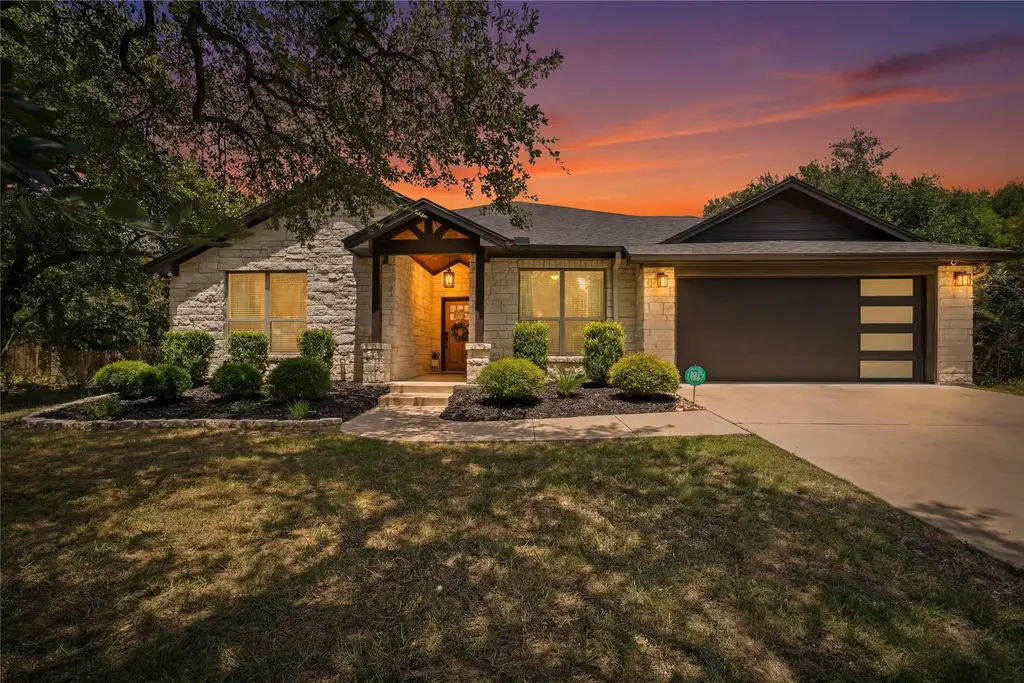 8410 Fm 2484, Salado