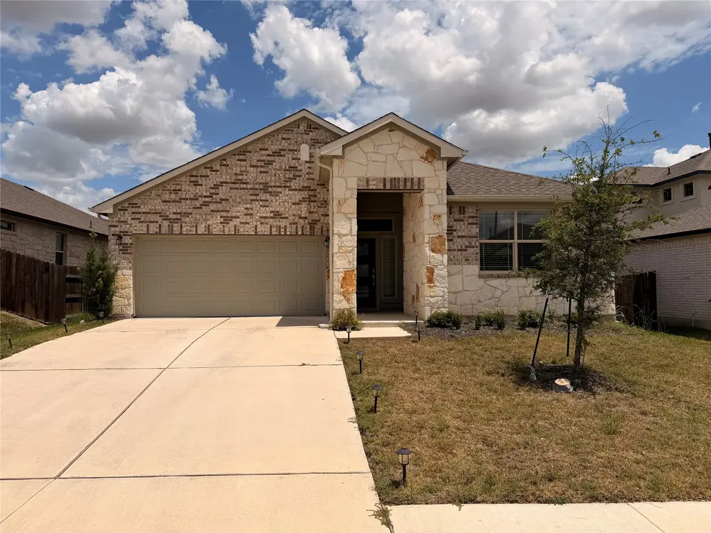 18017 Stefano Drive, Pflugerville