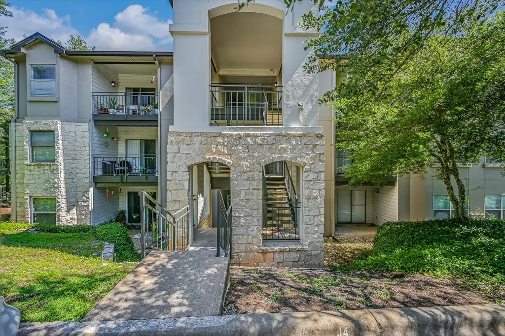 6000 Shepherd Mountain Cove 1011, Austin