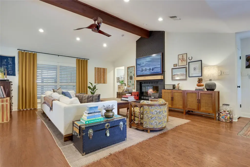 3205 Festus Drive, Austin