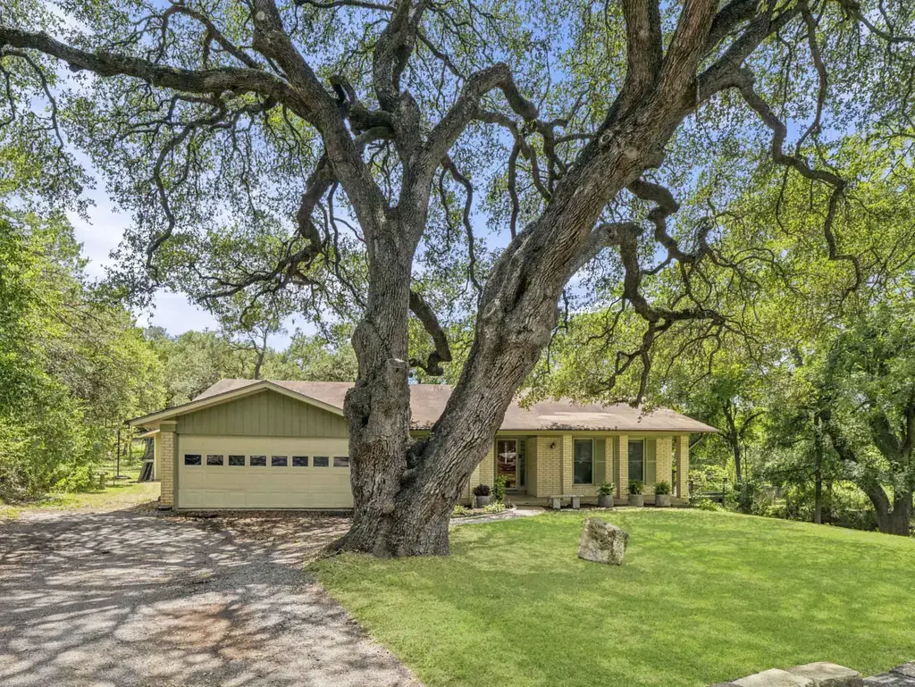 301 Twin Creek Road, Manchaca