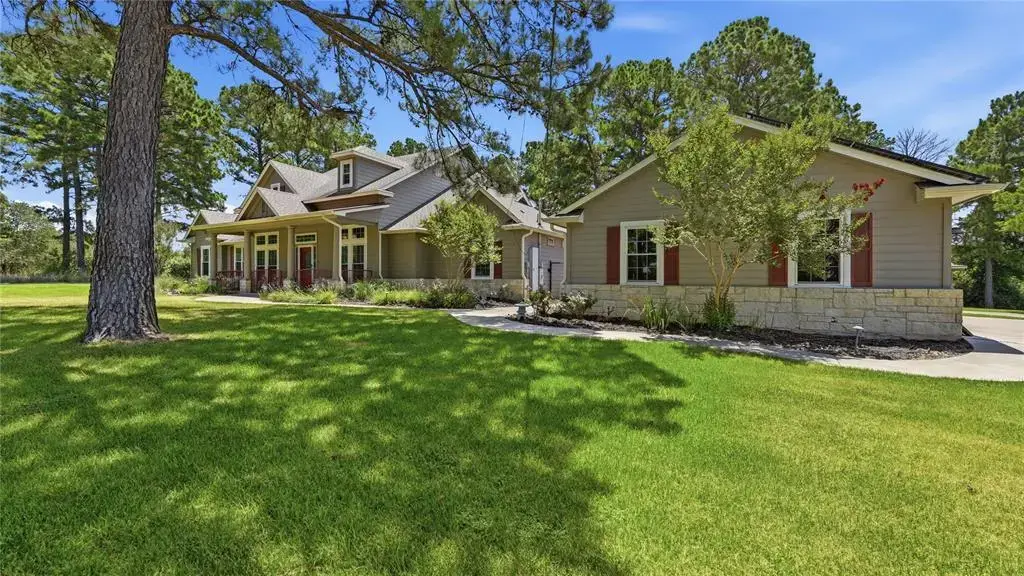 379 Matthew Cove, Bastrop