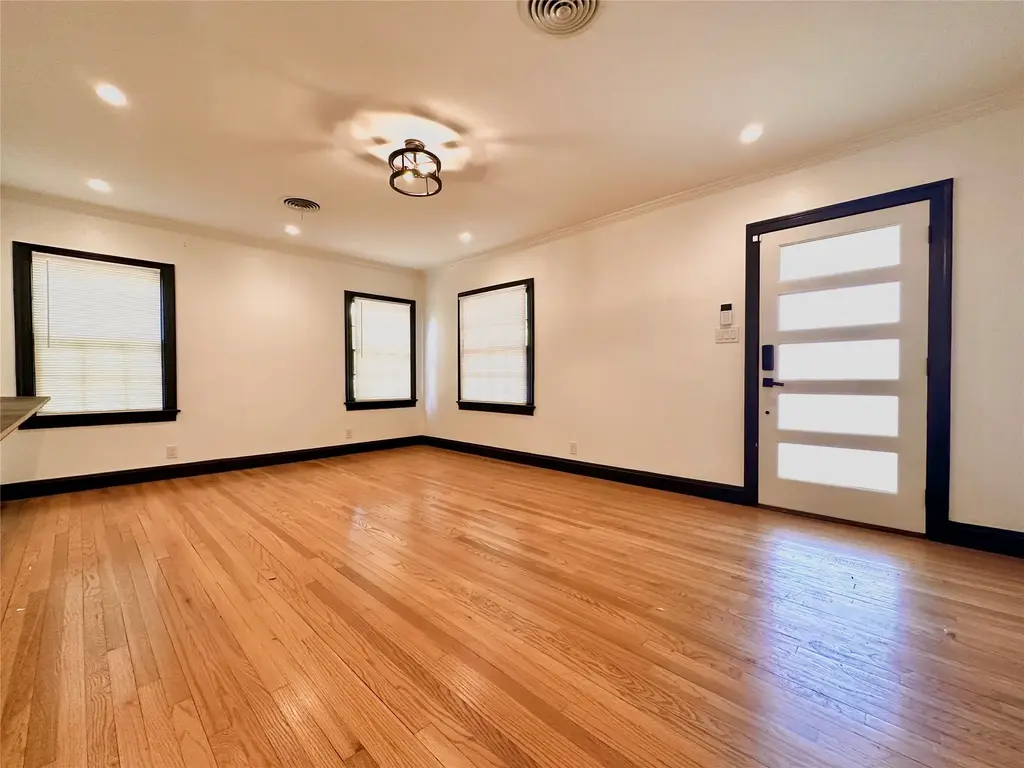 3201 French Place, Austin