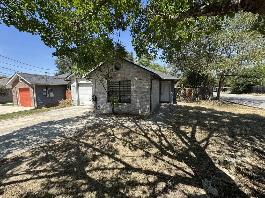 800 Oregon Street, San Marcos