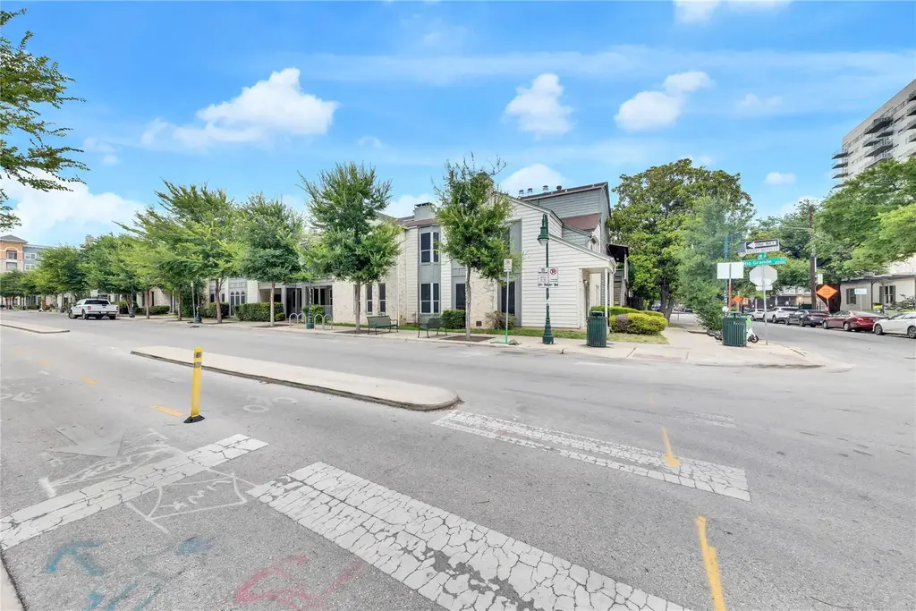 2529 Rio Grande Street 100, Austin
