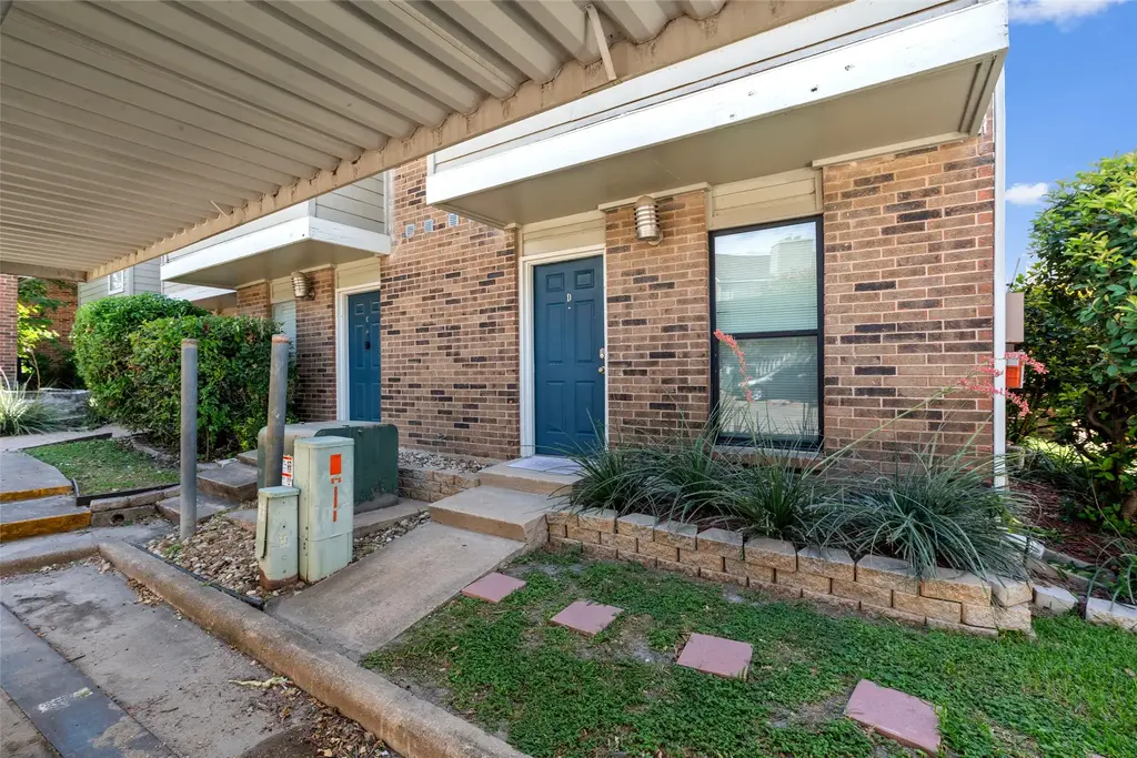 2018 W Rundberg Lane 16d, Austin