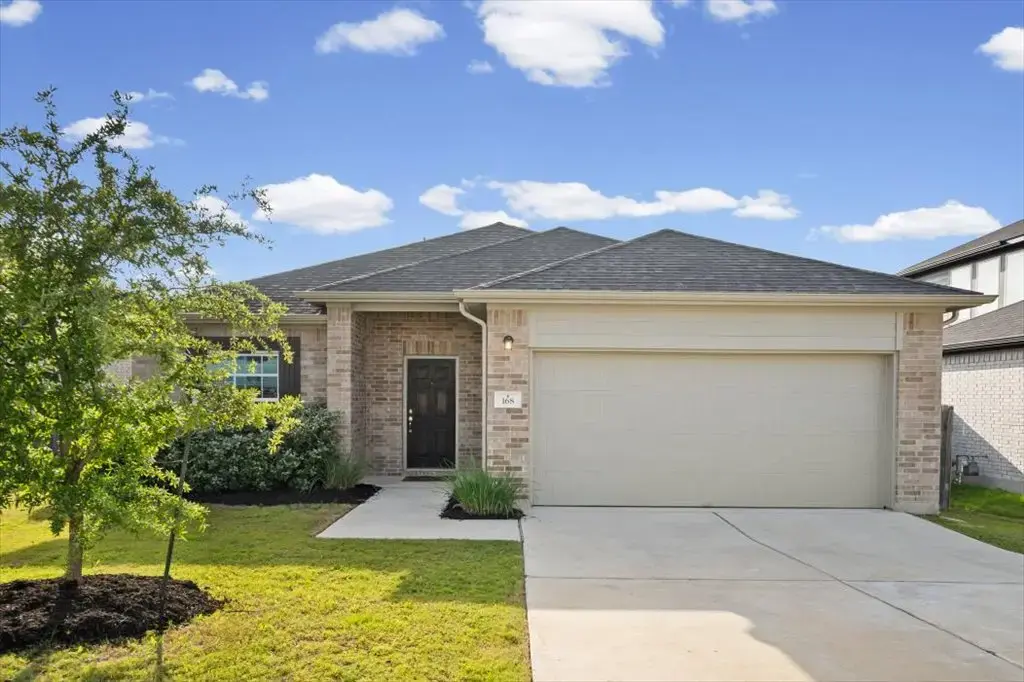 168 Ginger Street, Buda
