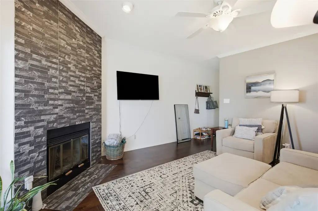 3840 Far West Boulevard 104, Austin
