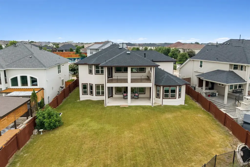2504 Long Lasso Pass, Leander