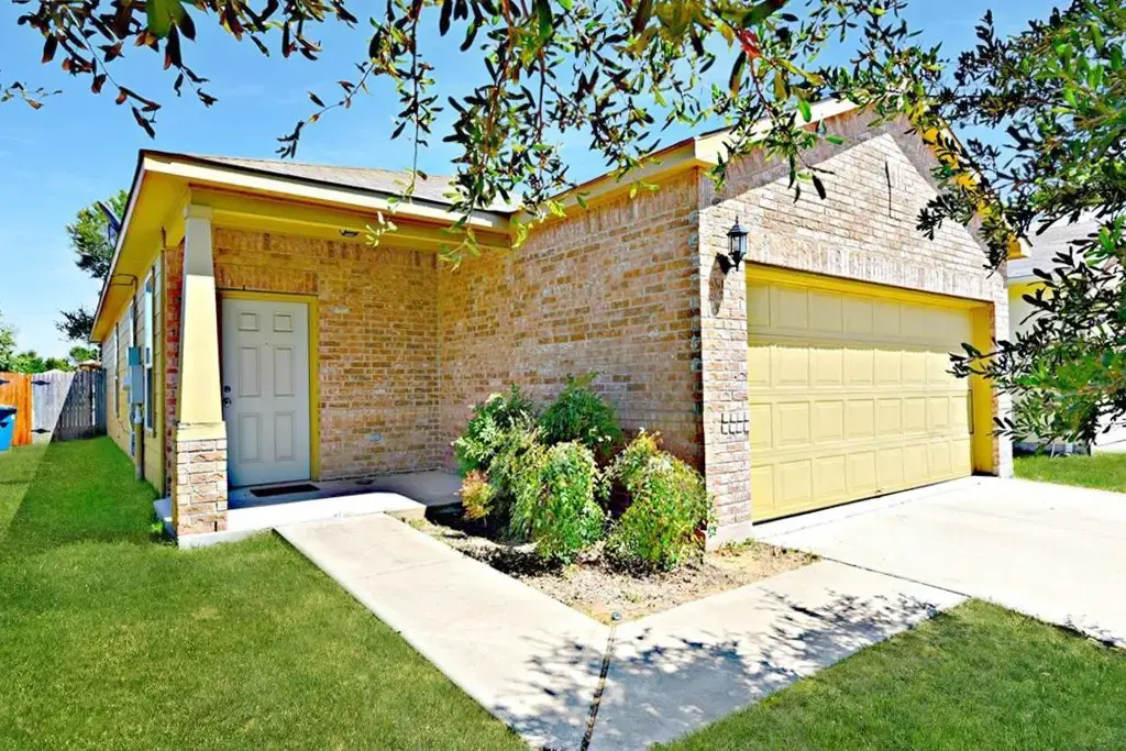 5721 Knoll Pines Pass, Austin