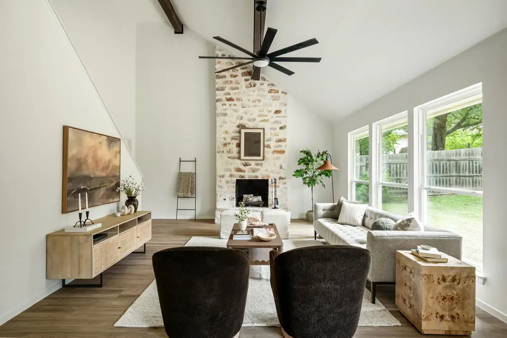 7107 Teaberry Drive, Austin