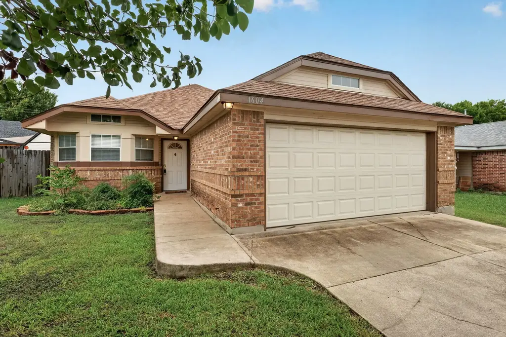 1604 Southwestern Trail, Round Rock