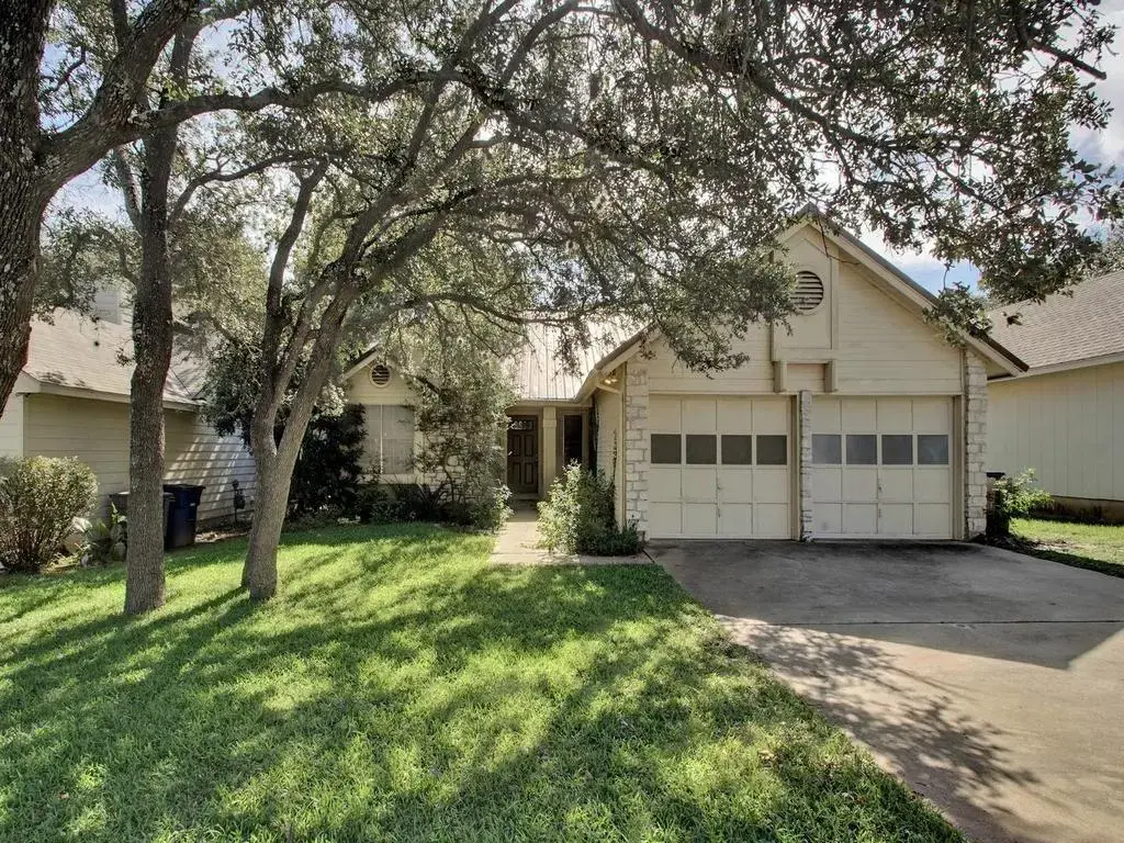 6305 Evangeline Trail, Austin