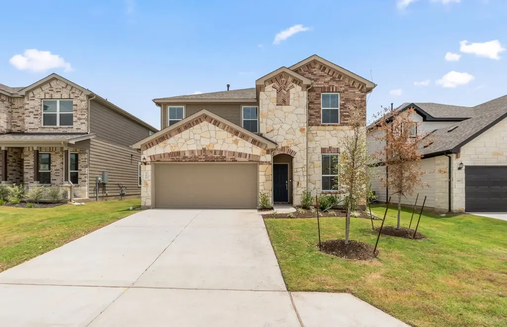 300 Daniels Dusty Trail, Georgetown
