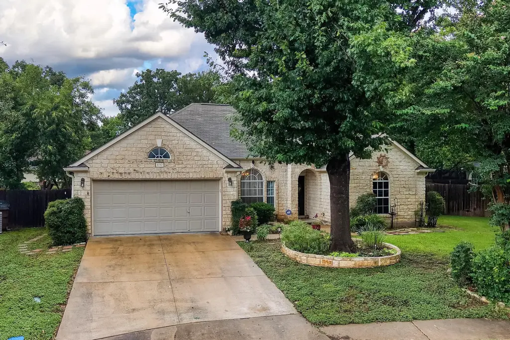 4010 Halfway Cove, Round Rock