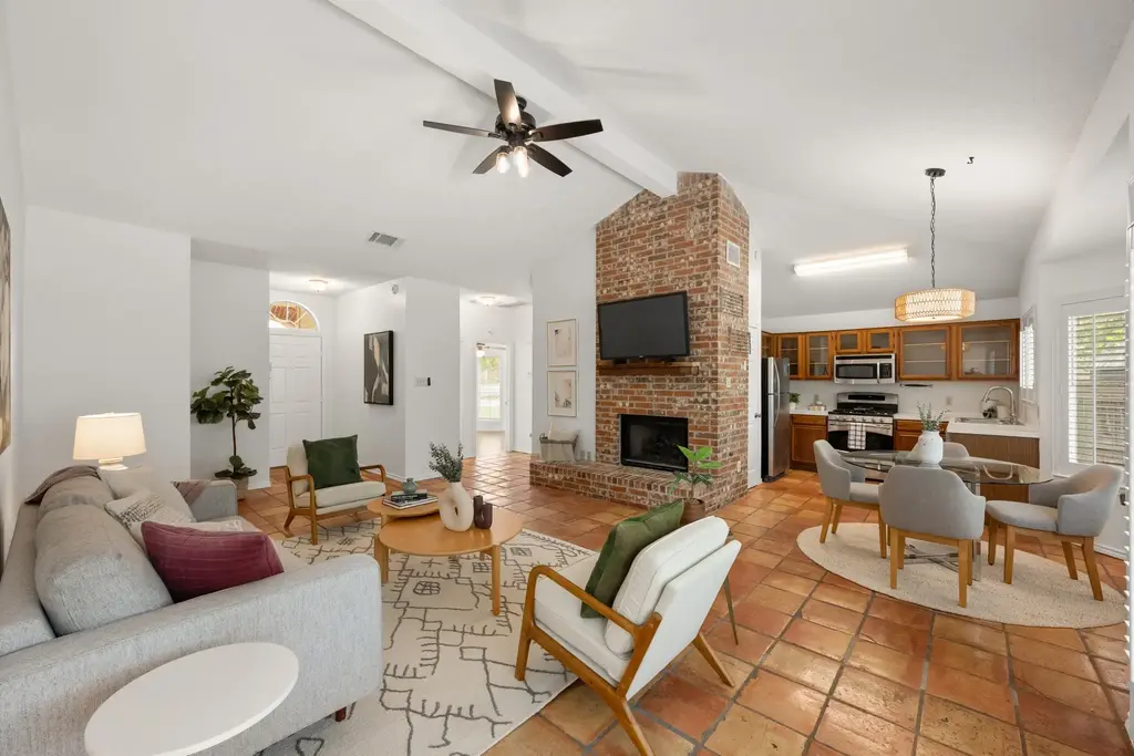 8007 Willet Trail, Austin