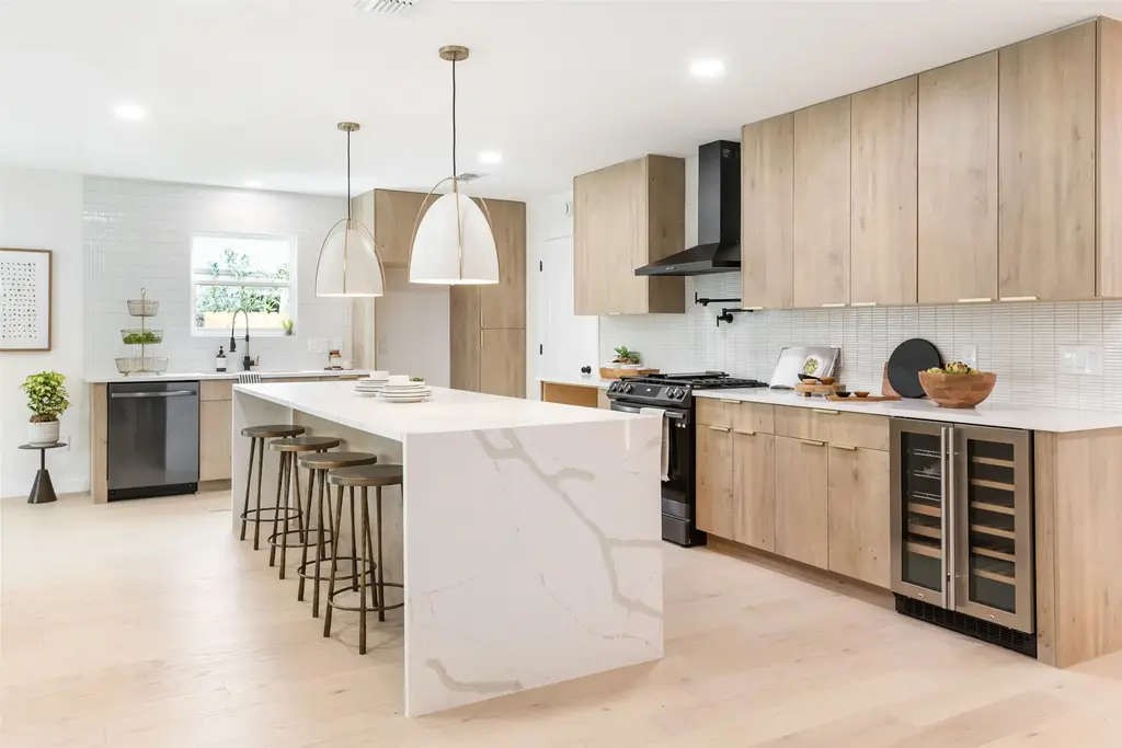 7604 Islander Drive, Austin