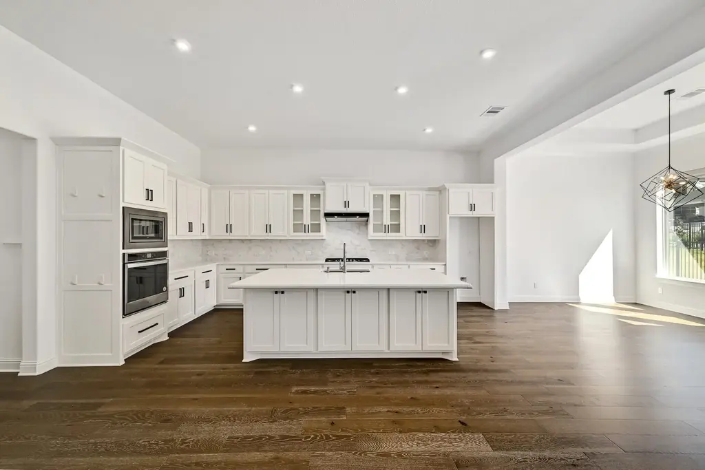 2124 Bel Paese Bend, Leander