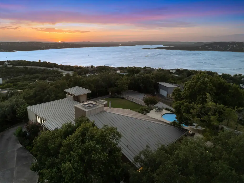 12609 Lyndon Drive, Austin