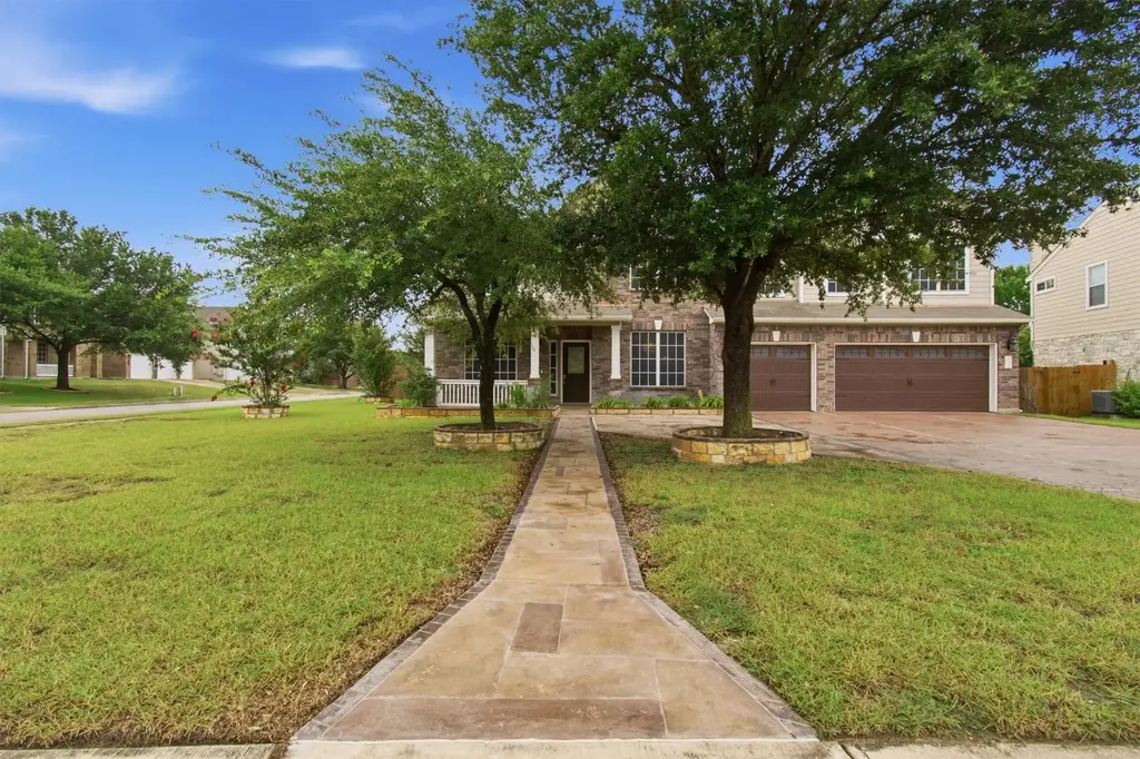 113 Scarlet Oak Cove, Kyle