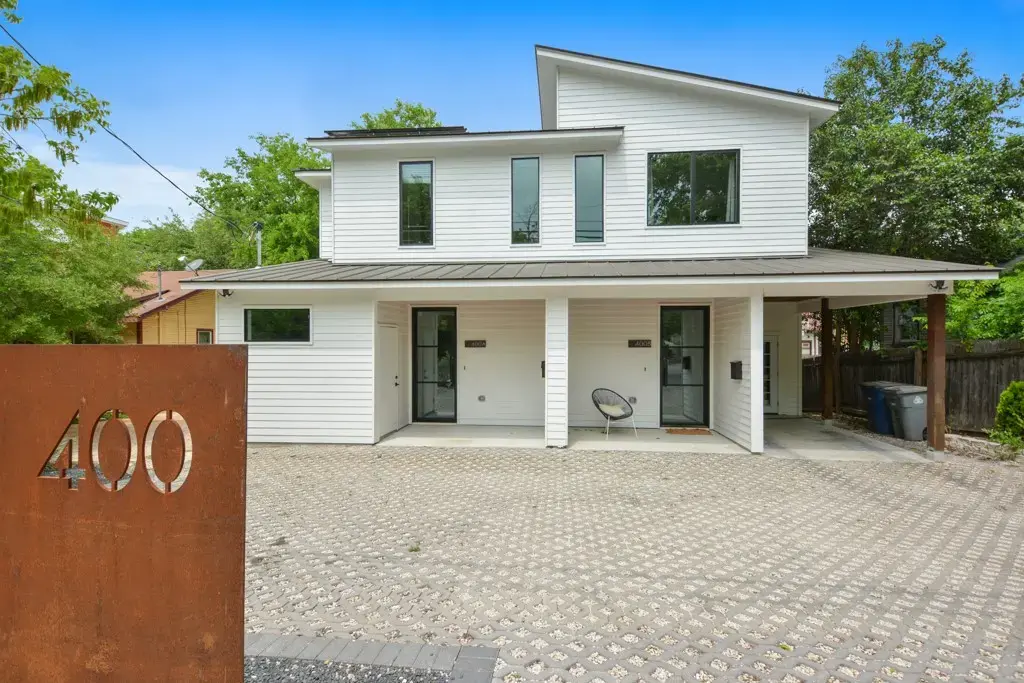400 W Monroe Street A, Austin
