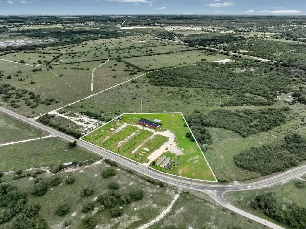 513 Fm 766, Cuero