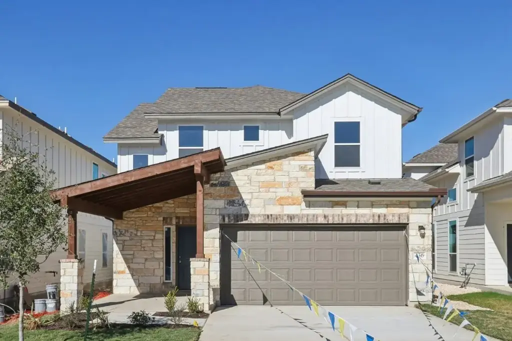 11205 Golden Cloud Bend, Manor