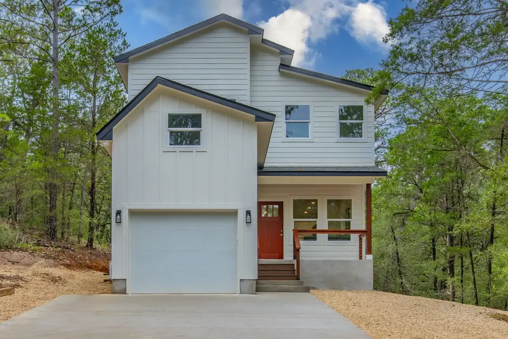 158 Wainee Drive, Bastrop