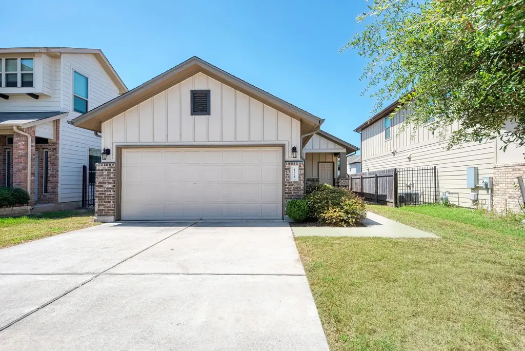 124 Brady Creek Way, Leander