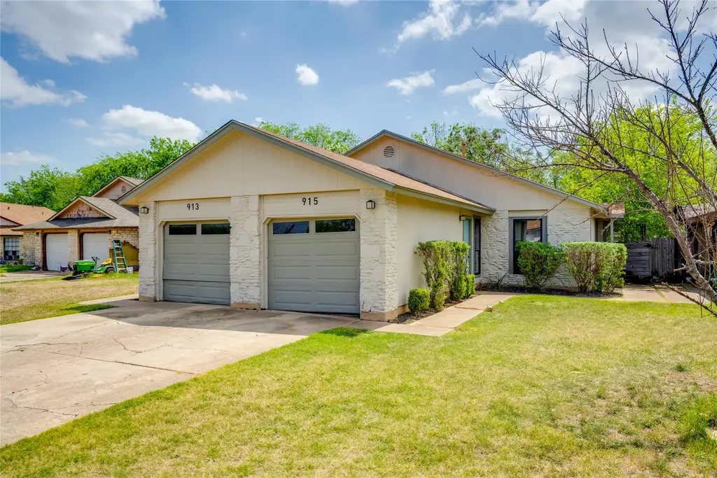 915 Chisholm Cove, Round Rock