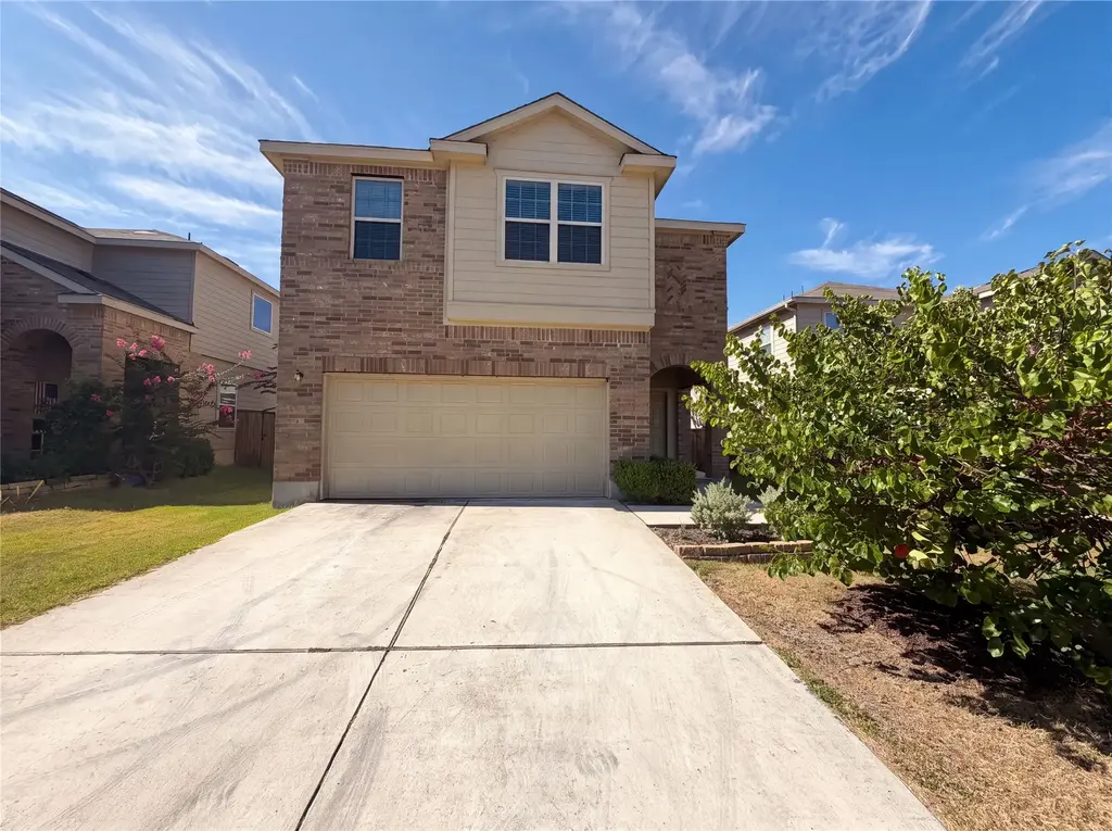 276 Circle Way 26e, Jarrell