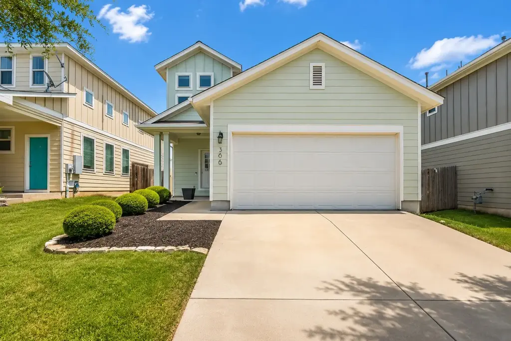 366 Eagle Brook Lane, Buda