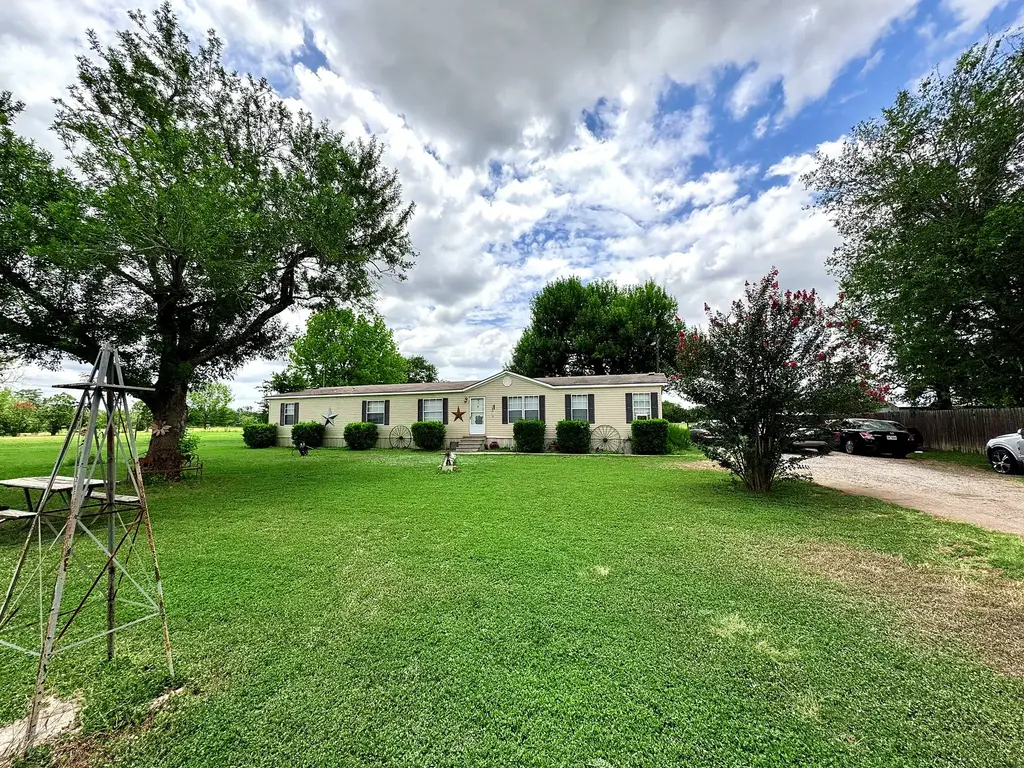 2303 Webberwood Drive, Webberville