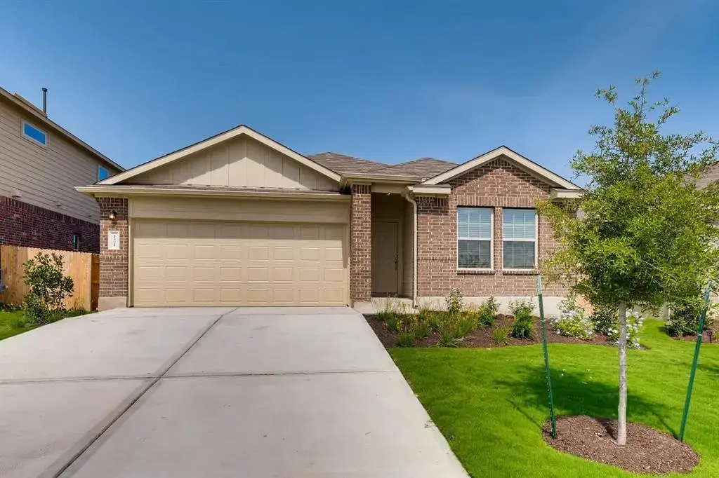 121 Andesite Trail, Buda