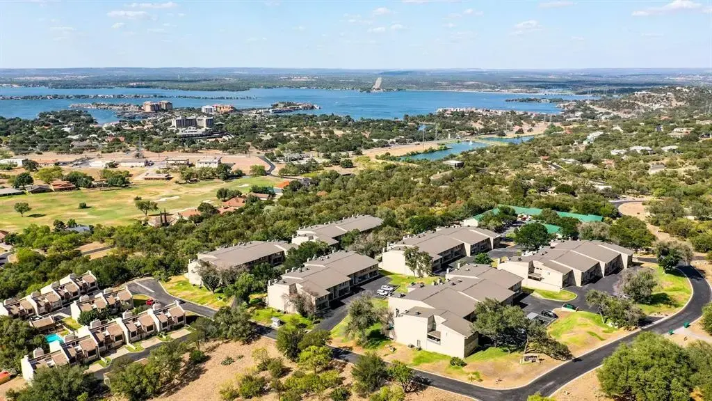 306 Out Yonder 166, Horseshoe Bay