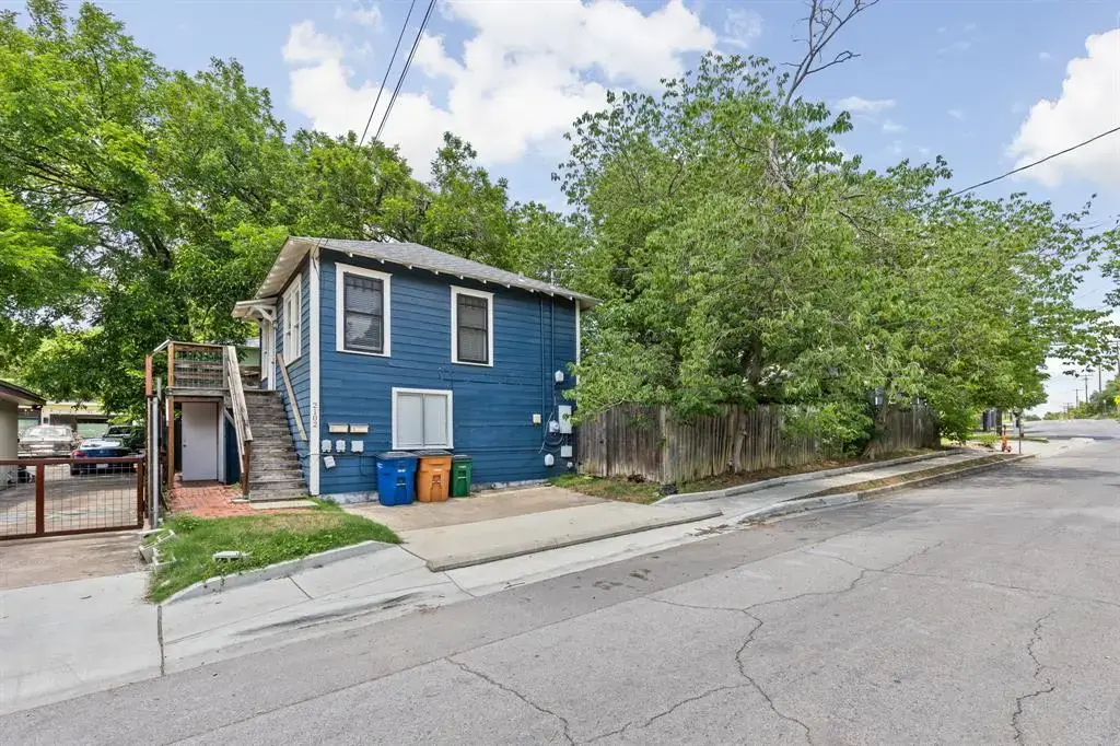 2102 Brackenridge Street B, Austin