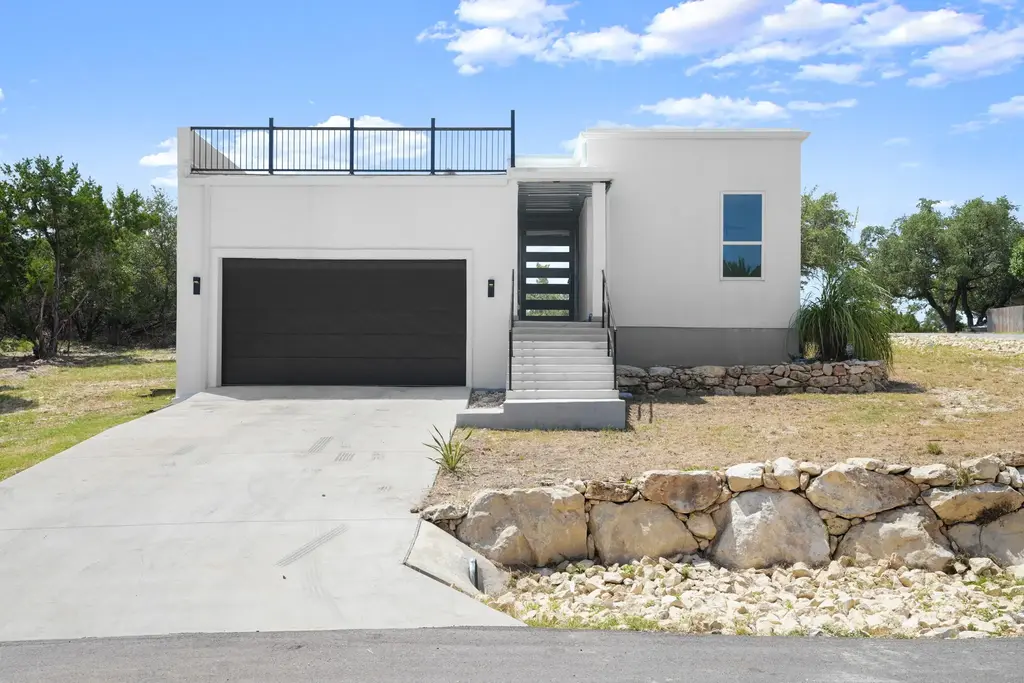 2401 Thurber Lane, Lago Vista
