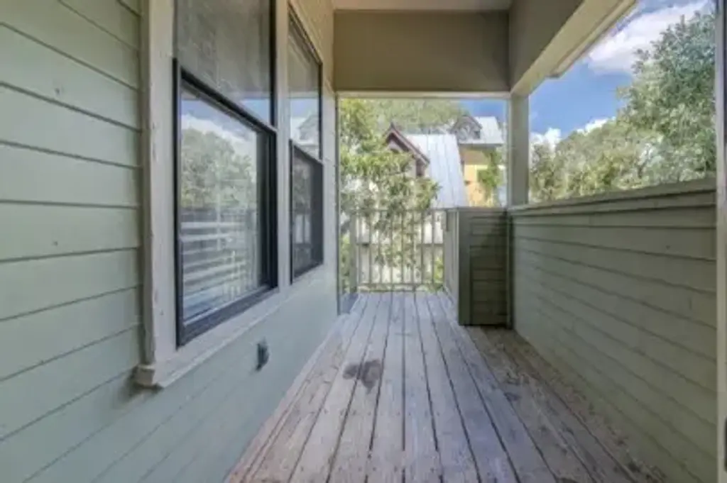 311 W Mary Street B, Austin