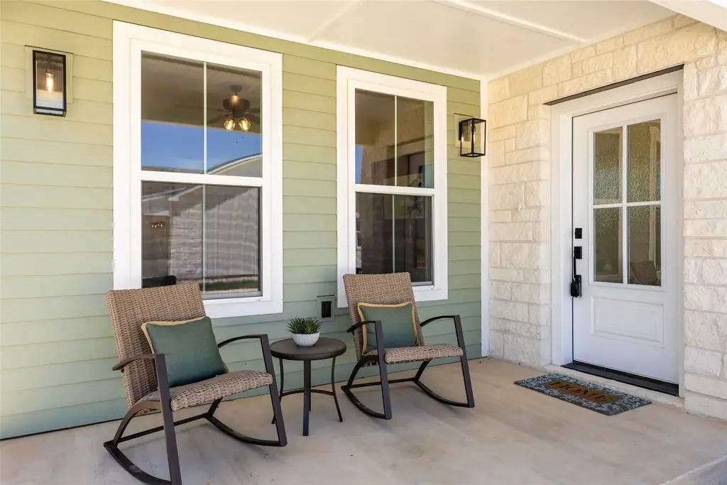 802 S Creek Street 103, Fredericksburg