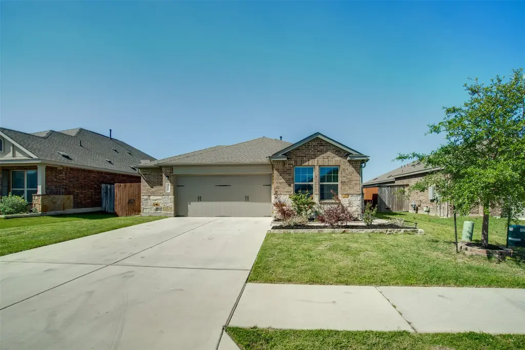 3352 Lauren Nicole Lane, Round Rock